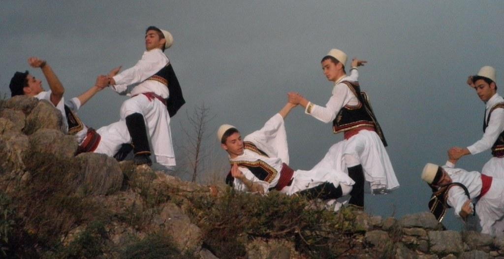 Costumi e balli popolari albanesi